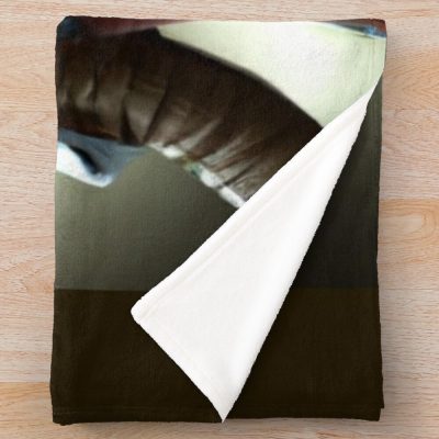 Tribute To Assassin'S Creed Gaming World- The Beautiful Juliana Throw Blanket Official Assassin's Creed Merch